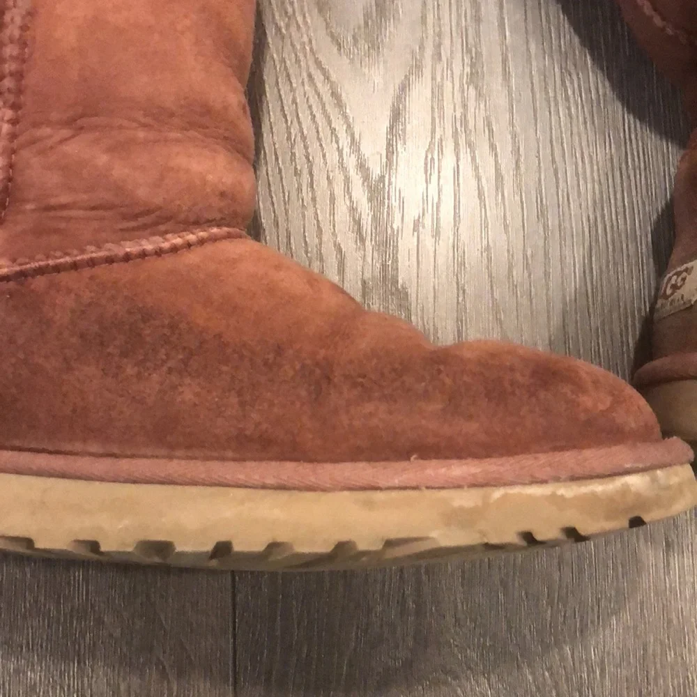 Ugg Plum Wine Tall Classic Boots, size 8